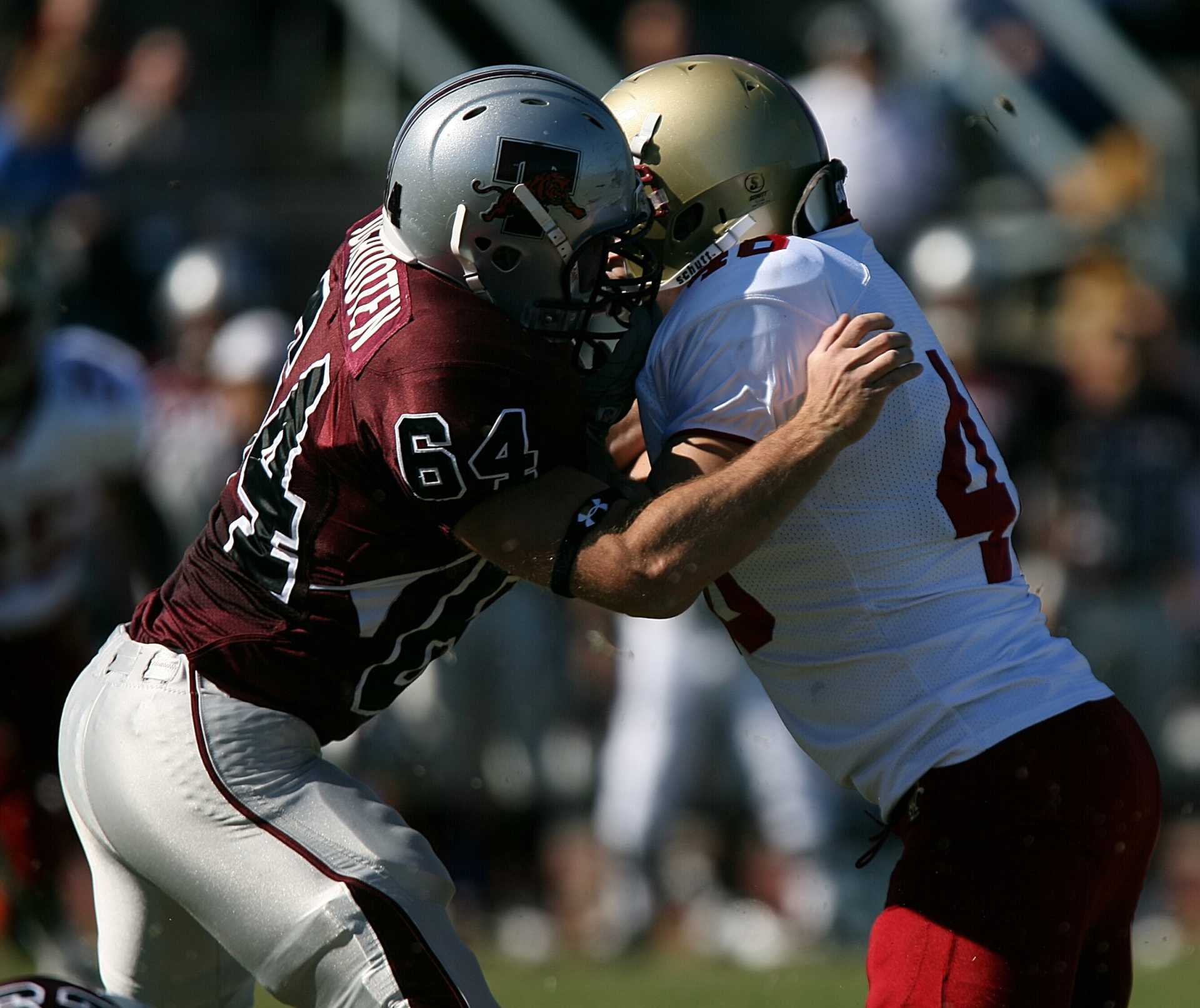 Top 10 Defensive Linemen Entering the 2022 High School Football Season
